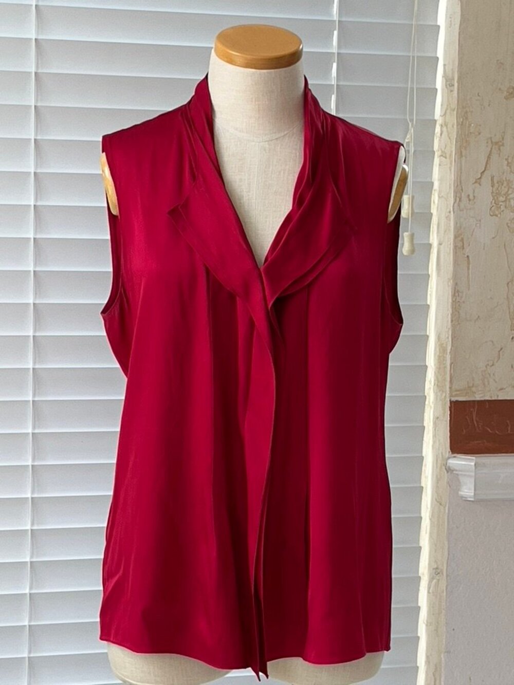 Elie Tahari Top Womens L Red  Silk/Elastane blend Blouse